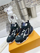 Tênis LV Treainer 2