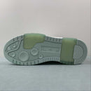 Off-White c/o Virgil Abloh