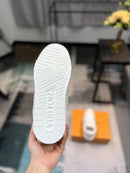 Tênis LV Trainer Prata