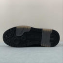 Off-White c/o Virgil Abloh