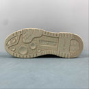 Off-White c/o Virgil Abloh