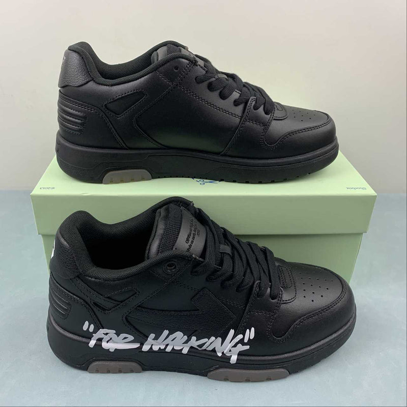 Off-White c/o Virgil Abloh