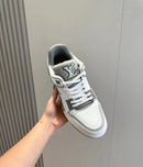 Tênis LV Trainer Cinza