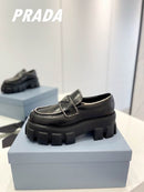 Prada Mocassim Moonlith