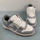 Off-White c/o Virgil Abloh