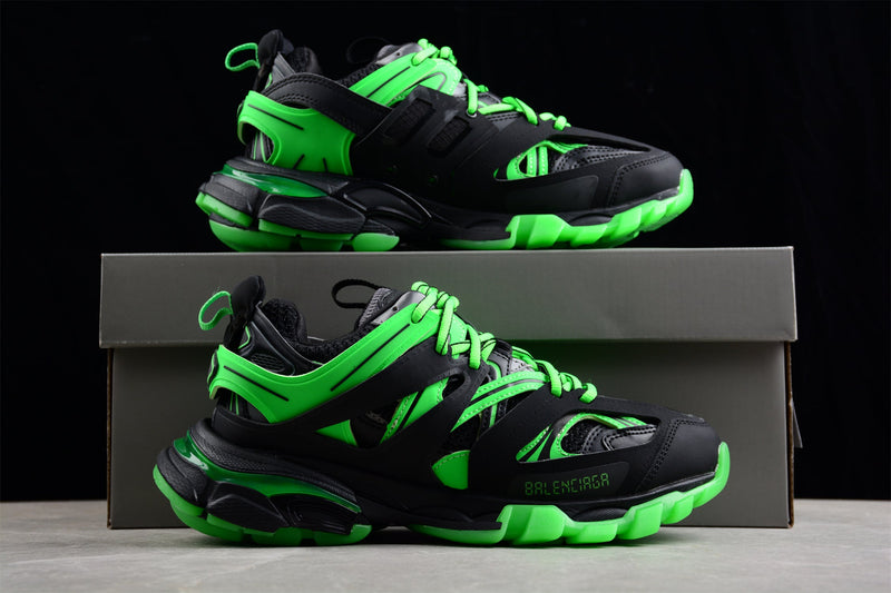 Q48 Balenciaga  Track Sneaker