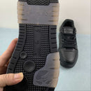 Off-White c/o Virgil Abloh