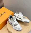 Tênis LV Trainer Cinza