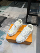 Tênis LV Trainer Dourado