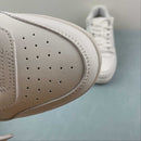 Off-White c/o Virgil Abloh