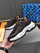 Tênis Louis Vuitton